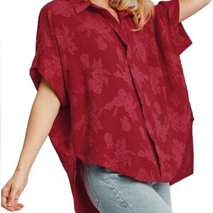 Umgee USA Oversized Floral Burnout Top red size L